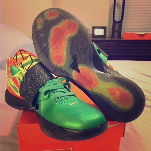 KD Weatherman 4 size 11 (deadstock)